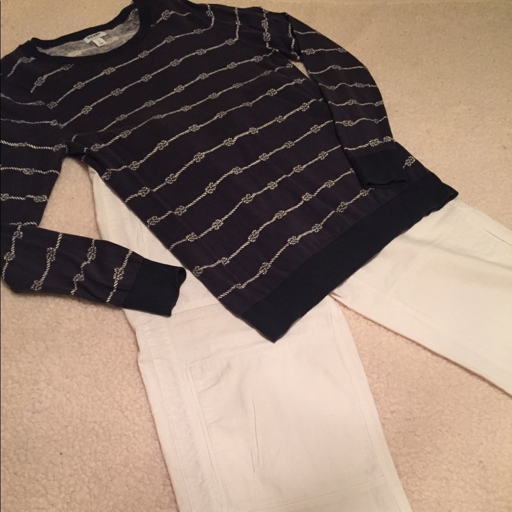 Navy sweater/sweatshirt with nautical rope design